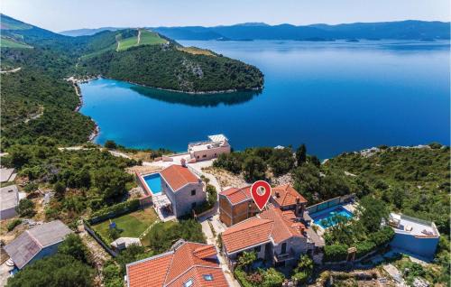 Kremena House | Stunning Home In Klek With Jacuzzi