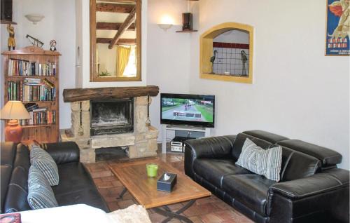 Maubec House | Stunning Home In Maubec With Wifi