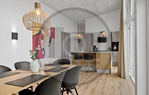 Lihme House | Stunning Home In Spøttrup With Sauna