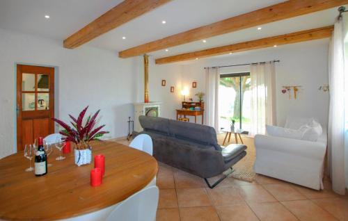 Montclus House | Stunning Home In St Montan