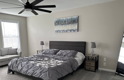 Lewisberry House | Stunning Home Near Hersheypark & Gettysburg, Fast Wi-Fi w/ HULU