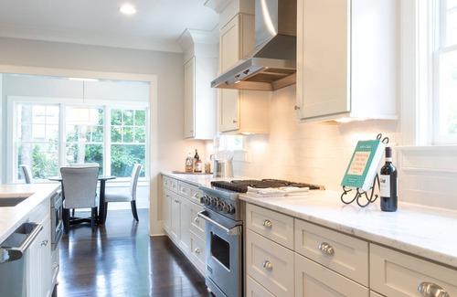 Piedmont Heights House | Stunning Home near Piedmont Park & Ansley Park - Convenience & Luxury!