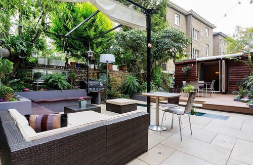 Clapham Apartment | Stunning large flat overlooking Clapham Common London