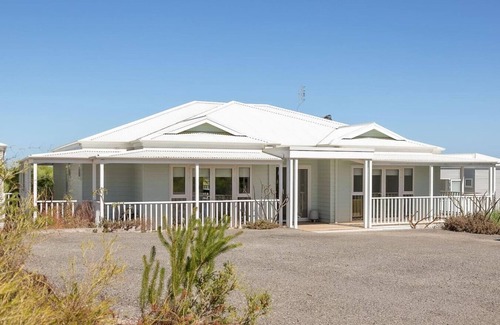 Karakin House | Stunning Lookout Lancelin