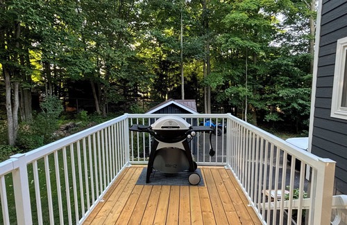 Sauble Beach House | Stunning modern house in Sauble Beach blocks from the beach