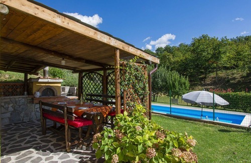 Villa Collemandina Villa | Stunning private villa for 7 people with WIFI, private pool, TV, patio and pets allowed