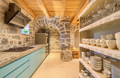 Krk House | Stunning private villa for 12 guests with WIFI, private pool, hot tub, A/C, TV and terrace