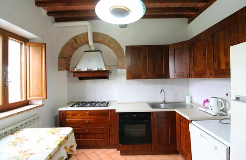 Torrita di Siena Villa | Stunning private villa for 15 guests with private pool, WIFI and TV, close to Montepulciano