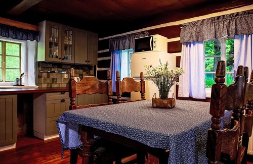 Tanvald House | Stunning private villa for 9 guests with WIFI, TV and terrace