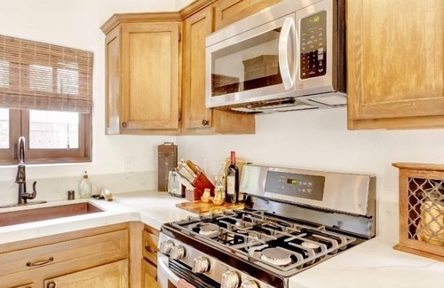 Hollywood Villa | STUNNING private Designer villa/duplex in the top of Hollywood Hills.
