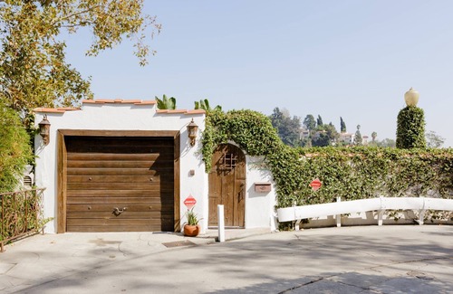 Hollywood Villa | STUNNING private Designer villa/duplex in the top of Hollywood Hills.