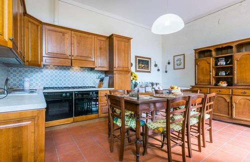 San Miniato House | Stunning private villa for 33 people with WIFI, private pool, TV, patio and pets allowed