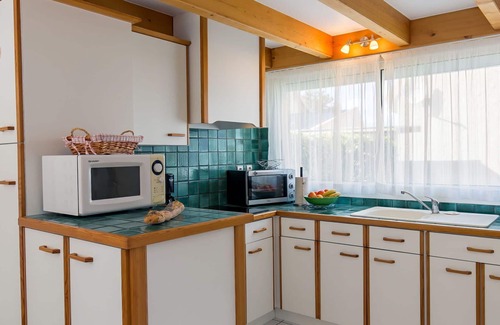 Plounevez-Lochrist House | Stunning private villa for 3 people with WIFI, TV, terrace and pets allowed