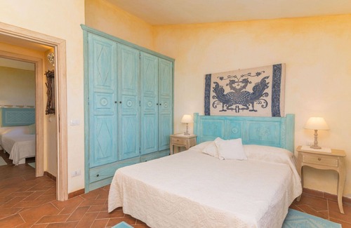 Sa Castangia House | Stunning private villa for 8 people with TV, terrace, pets allowed and parking