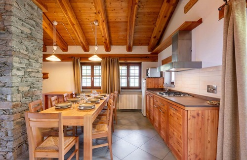 Sampeyre House | Stunning private villa for 9 guests with TV and patio