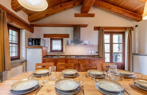 Sampeyre House | Stunning private villa for 9 guests with TV and patio