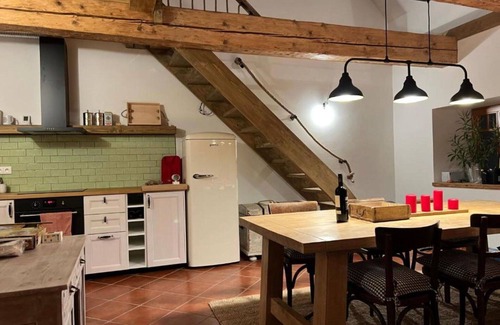 Stupná House | Stunning private villa for 5 guests with WIFI, TV, terrace and pets allowed