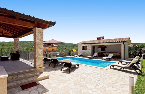 Salakovci Villa | Stunning private villa for 10 guests with A/C, private pool, WIFI, TV, terrace and pets allowed