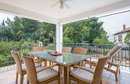 Vrsar House | Stunning private villa for 8 people with WIFI, private pool, A/C, TV, terrace and pets allowed