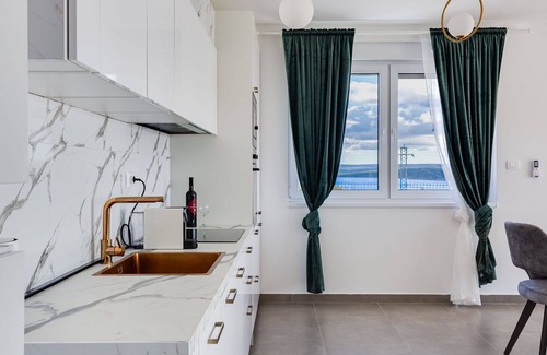 Maslenica Villa | Stunning private villa for 6 guests with A/C, WIFI, TV and terrace
