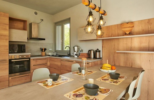 Dongo House | Stunning private villa for 5 people with private pool, TV and terrace