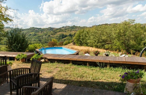 Ovada House | Stunning private villa for 12 people with hot tub, WIFI, private pool, A/C, terrace and pets all.