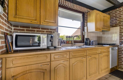 Wolphaartsdijk House | Stunning private villa for 4 people with WIFI, TV, terrace and pets allowed