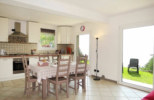 Corrido House | Stunning private villa for 4 guests with WIFI, TV and patio