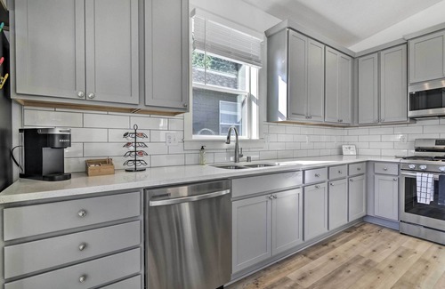 Stevenson House | Stunning Stevenson Retreat w/Mountain Views!