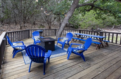 Hunt House | Stunning Views and Awesome Guadalupe River Access! Sleeps 10!