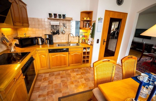 Luegde House | Stunning villa for 4 guests with WIFI, TV, terrace and panoramic view