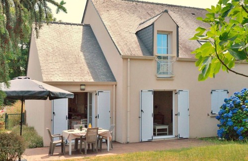Pluneret House | Stunning villa for 6 people with WIFI, TV, terrace and parking