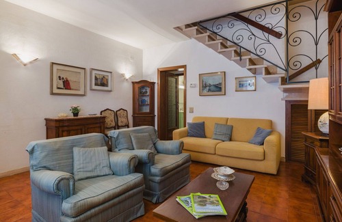 Ex Campo d'Aviazione House | Stunning villa for 8 people with A/C, TV and patio