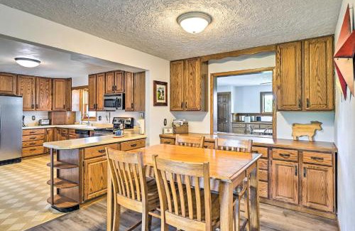 Arena House | Stunning Wisconsin Retreat on Active Farm!