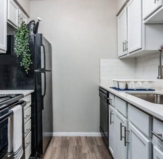 Triangle State Apartment | Stylish 1BR Corporate Suite - Austin
