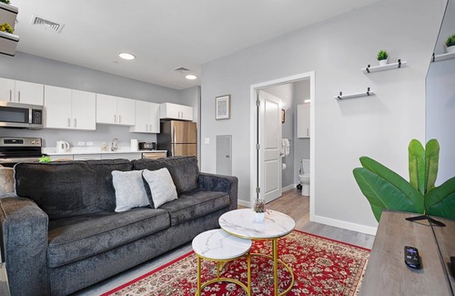Everett Apartment | Stylish 1BR Near Encore 8986