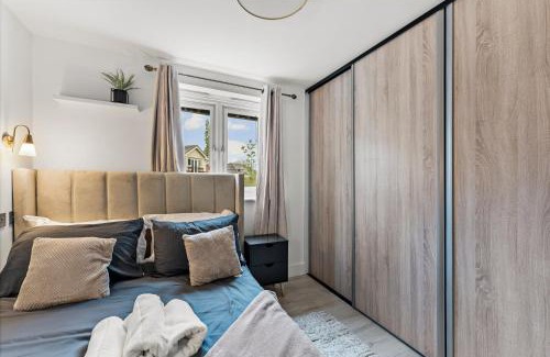 Southampton Apartment | Stylish 2-Bedroom Retreat in Southampton