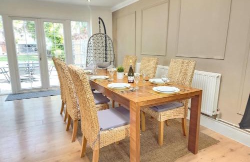Kidlington House | Stylish 3-Bedroom House with big Garden & Parking