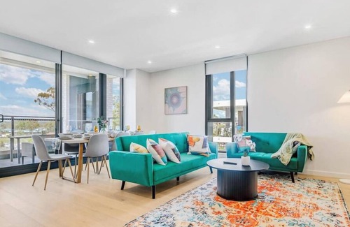 Rouse Hill Apartment | Stylish 3bedroom apartment in Rouse Hill