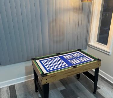 Hermosa Apartment | Stylish 3Bedroom Aparment w Games & Free Parking