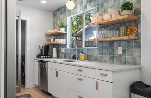 Woodstone Village House | Stylish 3BR/2BA WFH Ready, Fast Wi-Fi, Peaceful Yard—Perfect for 30+ Nights