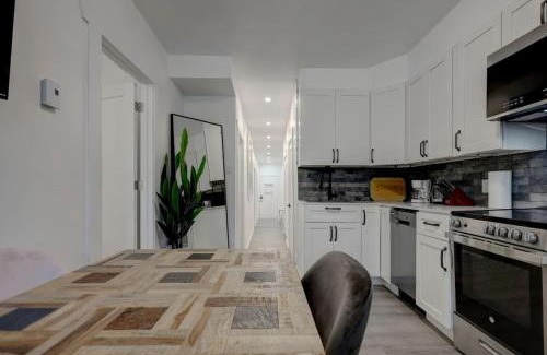 Sainte-Marie Apartment | Stylish 4BR Unit Near Plateau and DT MTL
