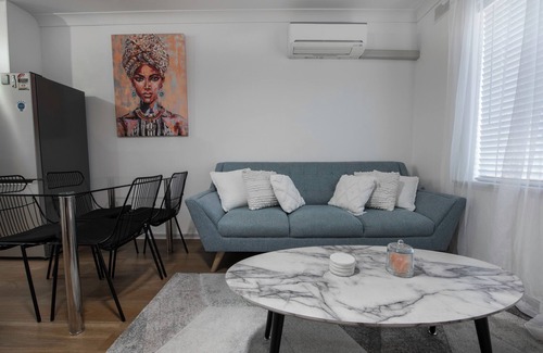 Richmond Apartment | Stylish Apartment in Richmond