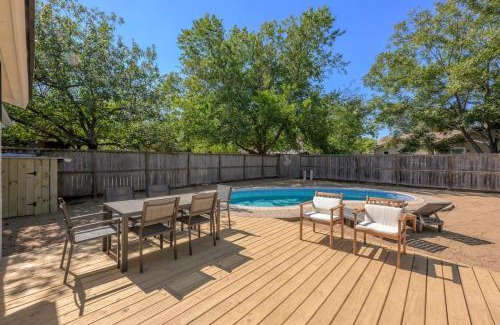 Sweetbriar House | Stylish Austin 3BR and Private Pool