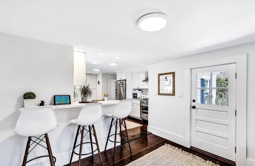 Harwich House | Stylish Cape Escape on Bank St RPAM070