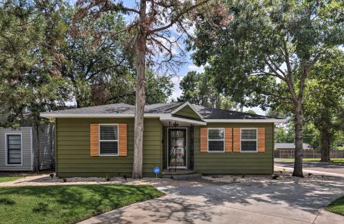 Tech Terrace House | Stylish Home - Walk to Texas Tech University!