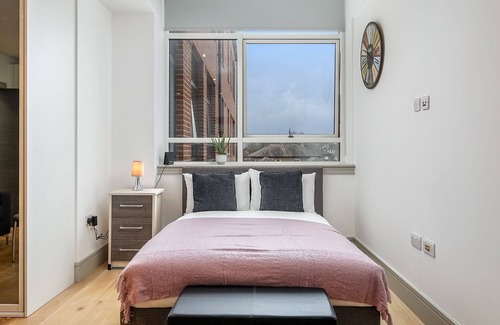 Tottenham Green Apartment | Stylish & Lovely Studio flat in Seven Sisters