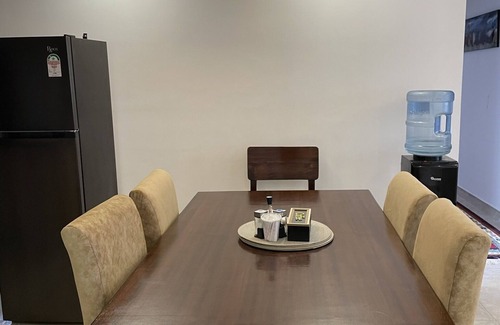 Thompson Estate Apartment | Stylish Luxe Apt Steps from Junction Mall
