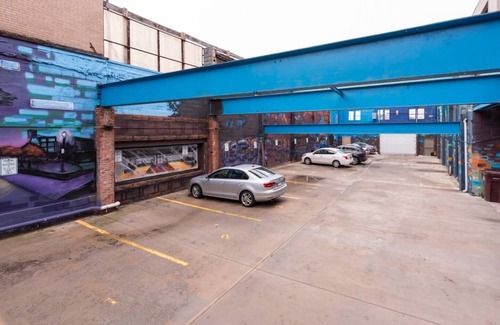 Downtown Rochester Apartment | Stylish Mid-Century Modern Executive Apartment