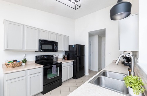 Noblesville House | Stylish Ranch near Grand Park in Westfield - Lots the Extras! Sleeps 10! 🤩